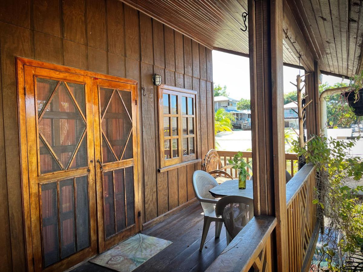 Seabreeze Inn West End Esterno foto