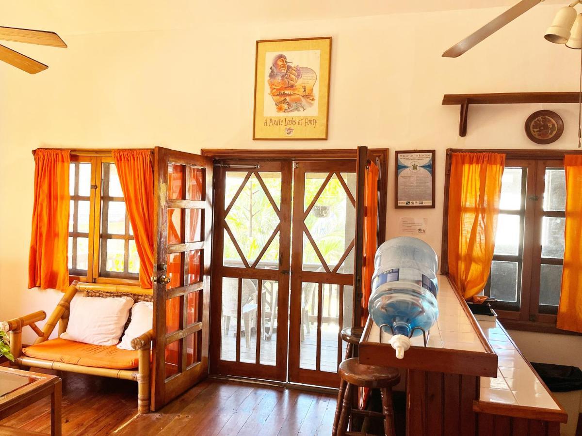 Seabreeze Inn West End Esterno foto
