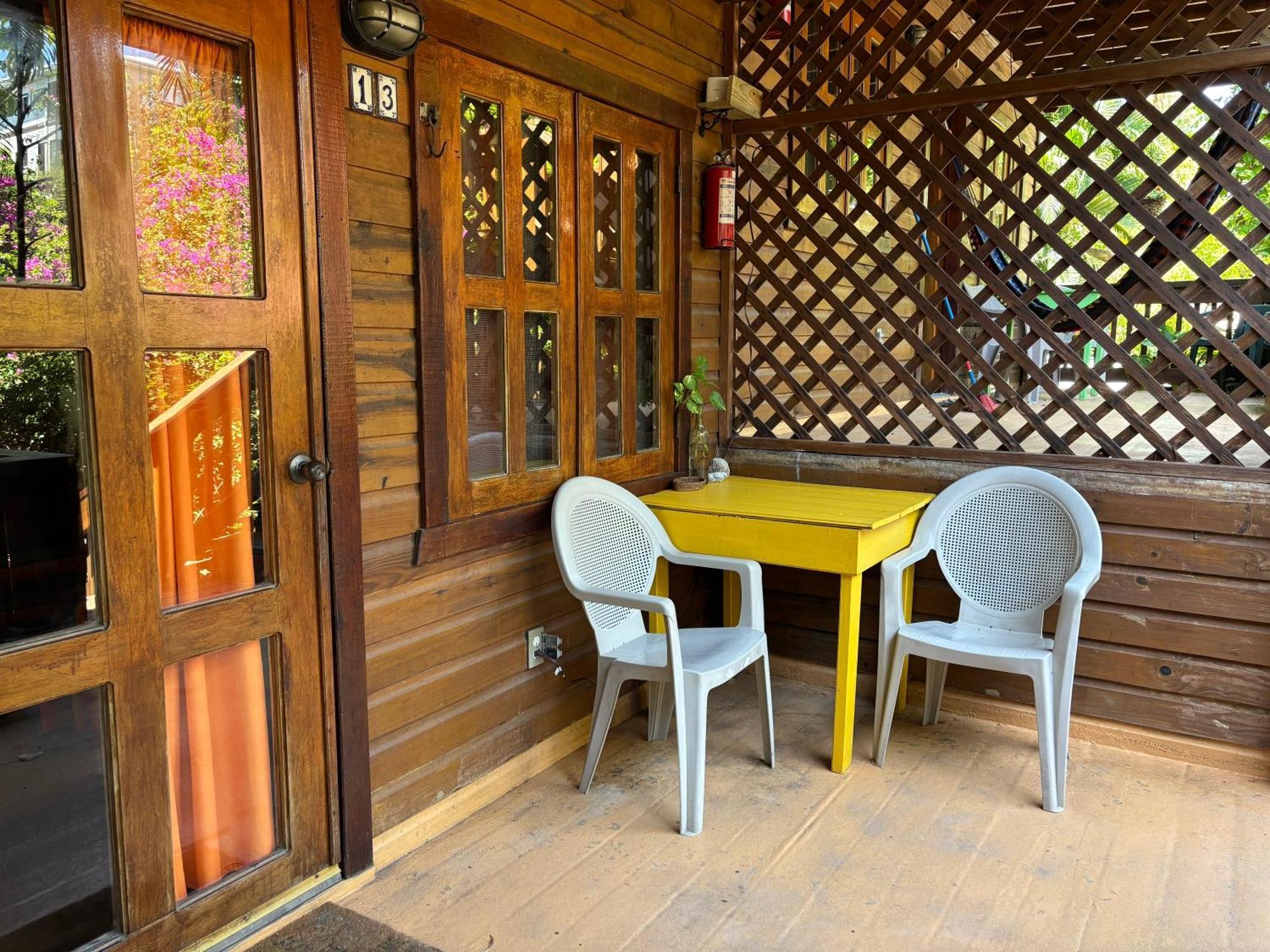 Seabreeze Inn West End Esterno foto