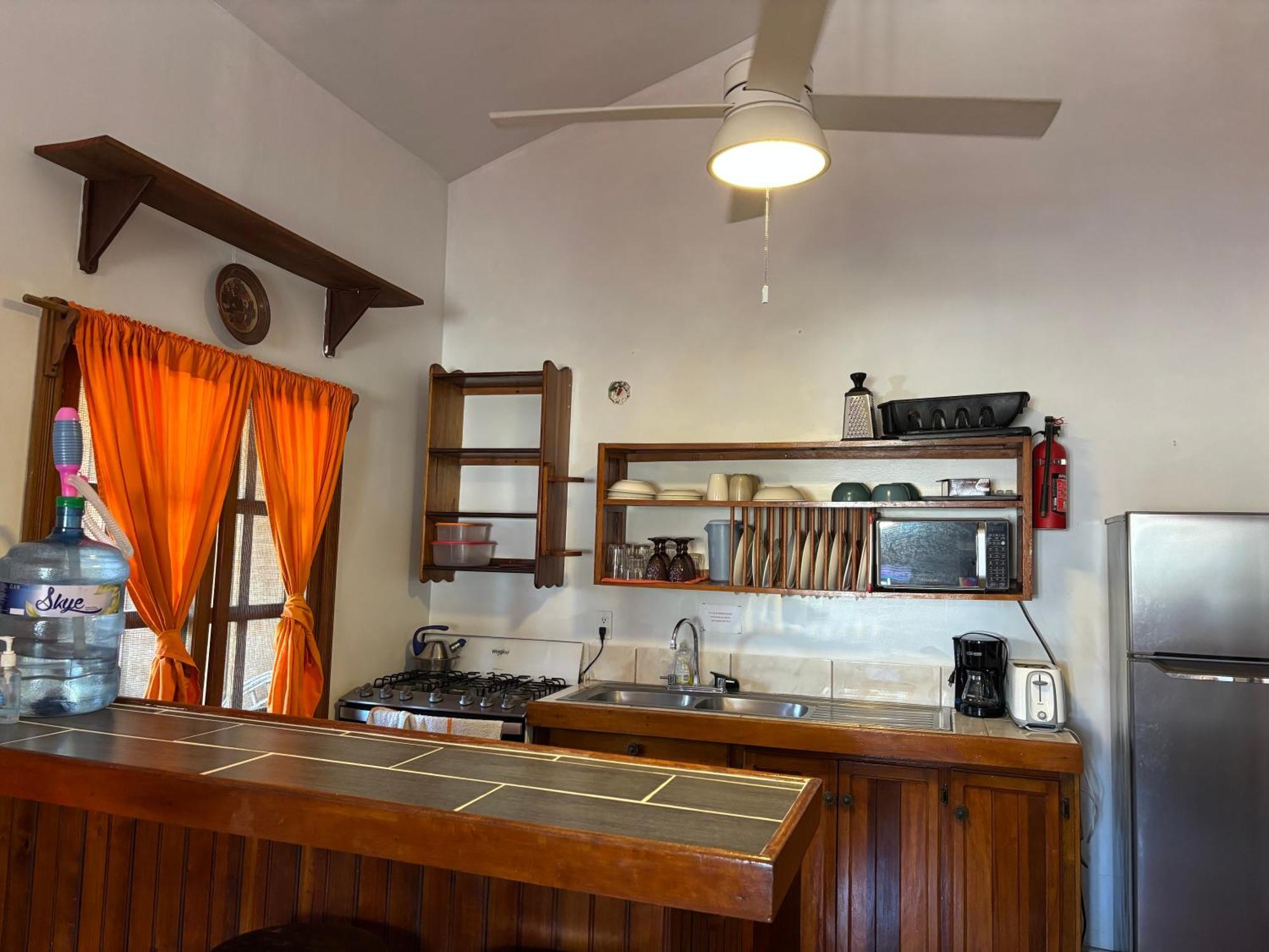 Seabreeze Inn West End Esterno foto