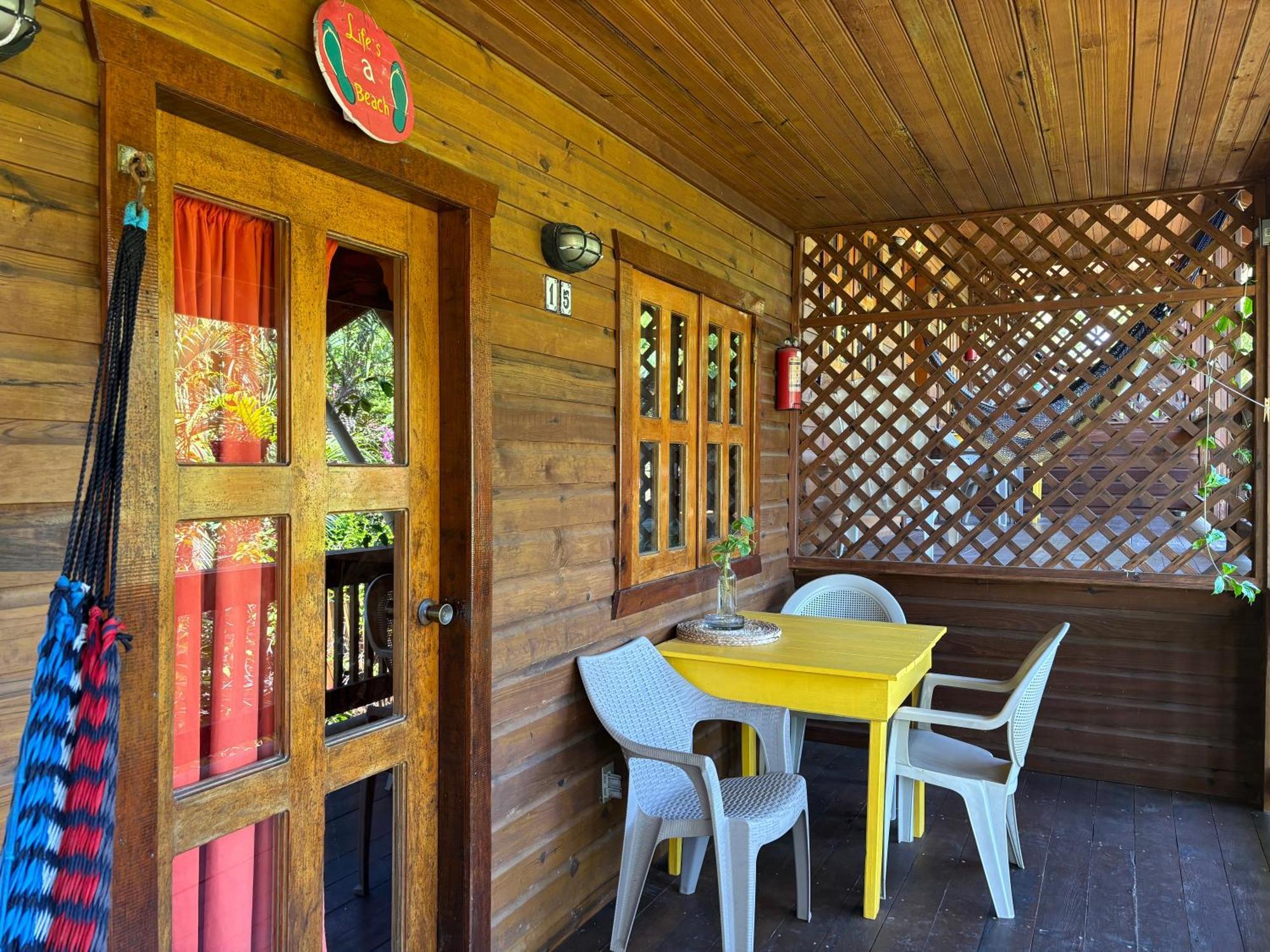 Seabreeze Inn West End Esterno foto