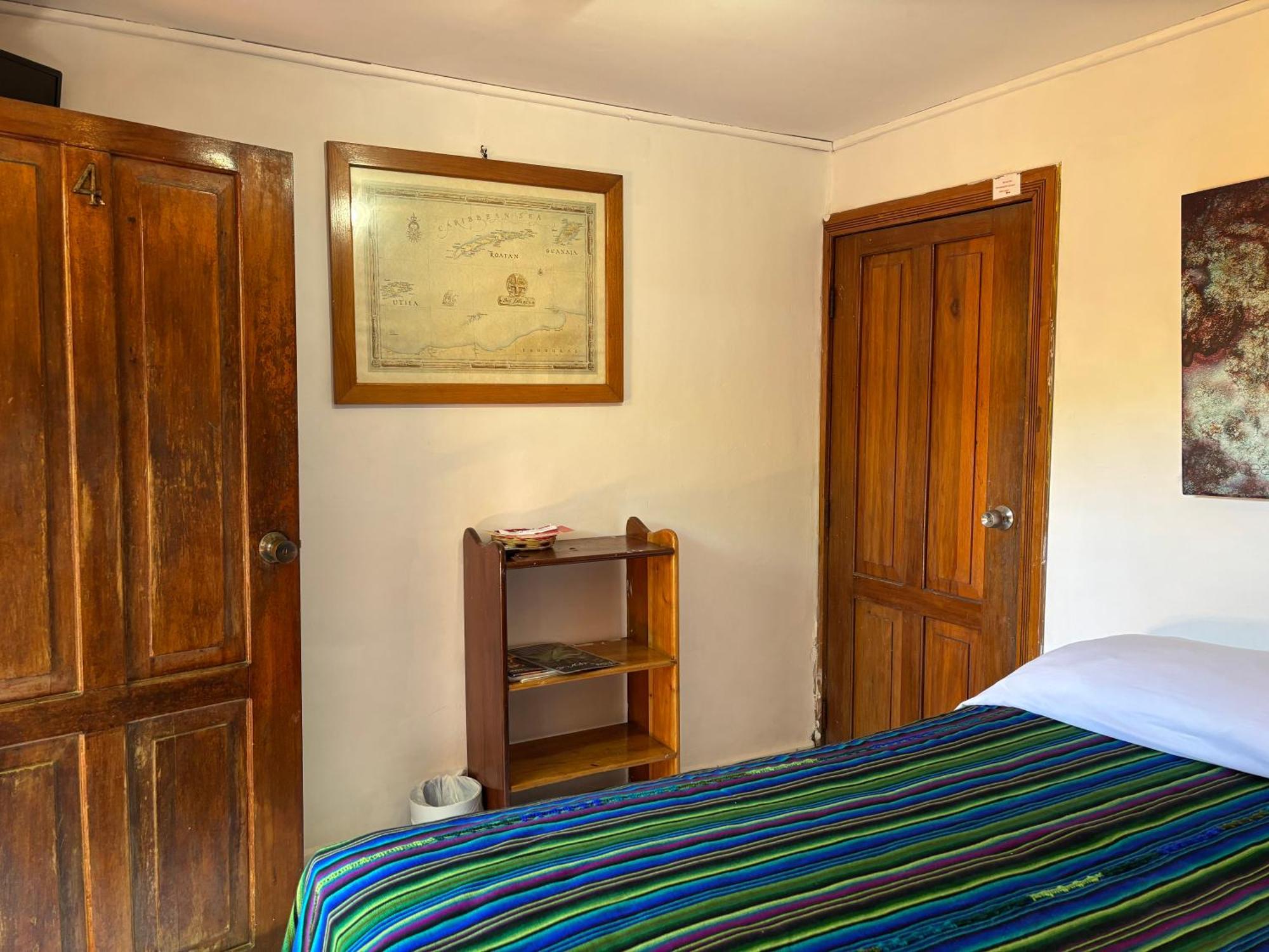 Seabreeze Inn West End Esterno foto